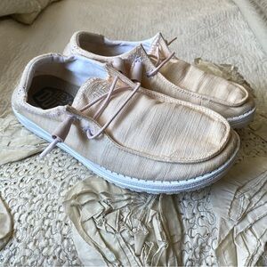 Hey Dude Wendy Star Pink Loafers Slip On Shoes Size 8